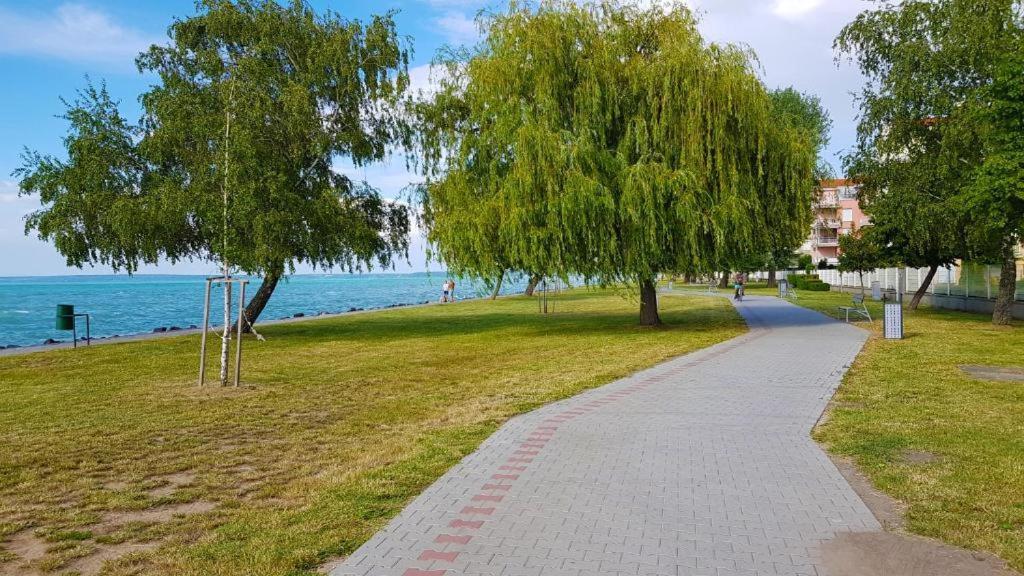 שיופוק Gruber Apartman מראה חיצוני תמונה